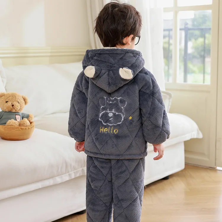 冬款儿童睡衣珊瑚绒三层加厚连帽小男童法兰绒家居服套装宝宝棉服