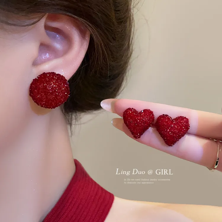 合金合成锆石耳饰 安可拉红爱心独特耳钉女小众耳环高级感耳饰270