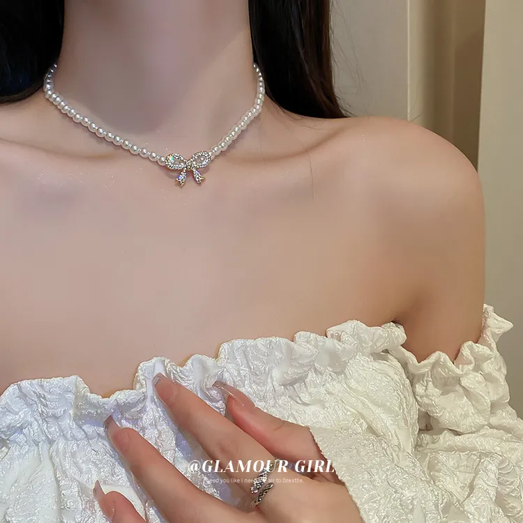 合金仿珍珠项链 珠珠蝴蝶结项链女复古锁骨链轻奢小众设计颈链A71