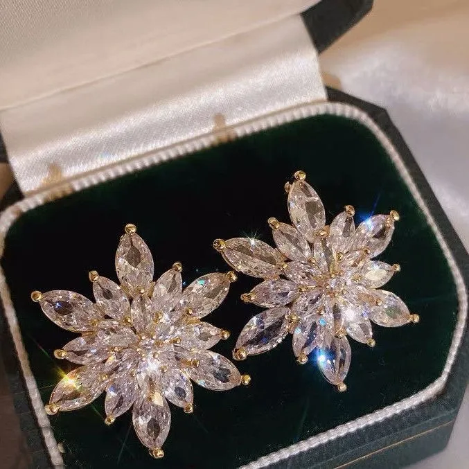 奢华轻奢花朵耳钉精致时尚高级耳饰190