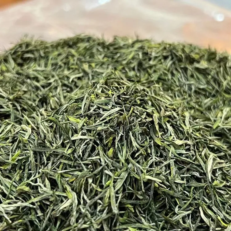 2025年恩施玉露明前头采蒸青绿茶恩施硒茶高山117原料青绿茶春茶