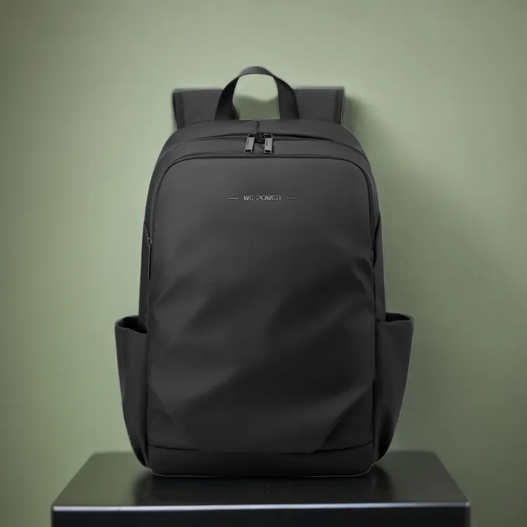 个性潮流双肩包男士大容量电脑背包旅行户外潮牌通勤多功能双肩包