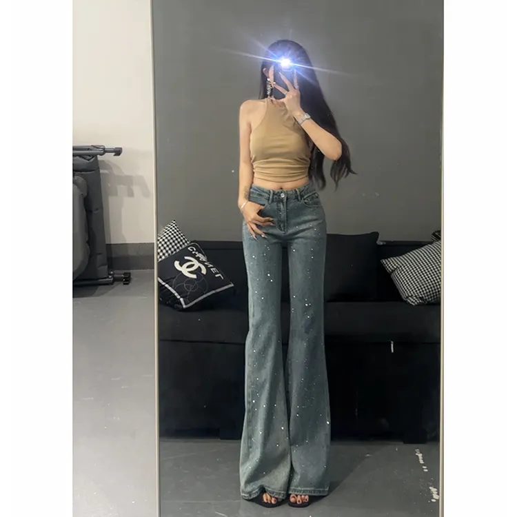 重工烫钻高腰微喇牛仔裤女2025年秋季新款百搭不贴腿显瘦喇叭裤