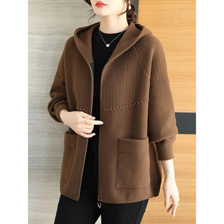 新款妈妈秋冬连帽开衫中老年女针织大衣宽松外搭大码洋气外套上衣