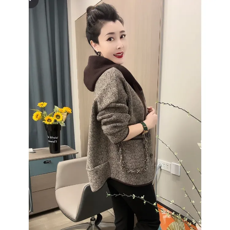 毛呢绒外套女2025春装时尚流苏口袋韩版宽松年轻妈妈款连帽上衣厚
