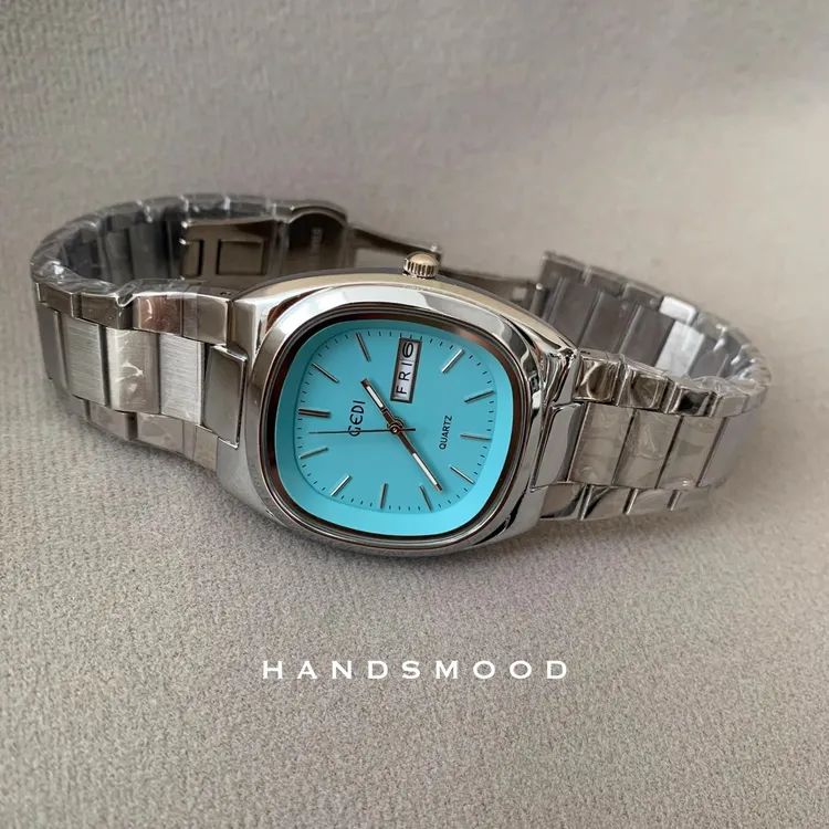 handsmood 7个色带日期星期简约方形大表盘高级感钢带链条手表301