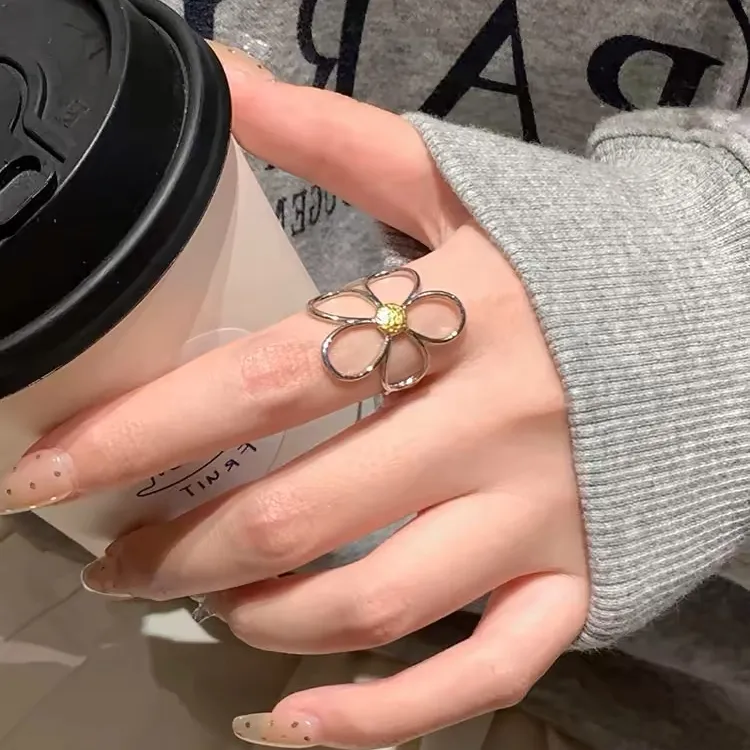 铜合金戒指 小众设计做旧雏菊花朵戒指女夸张开口戒可调节食指戒