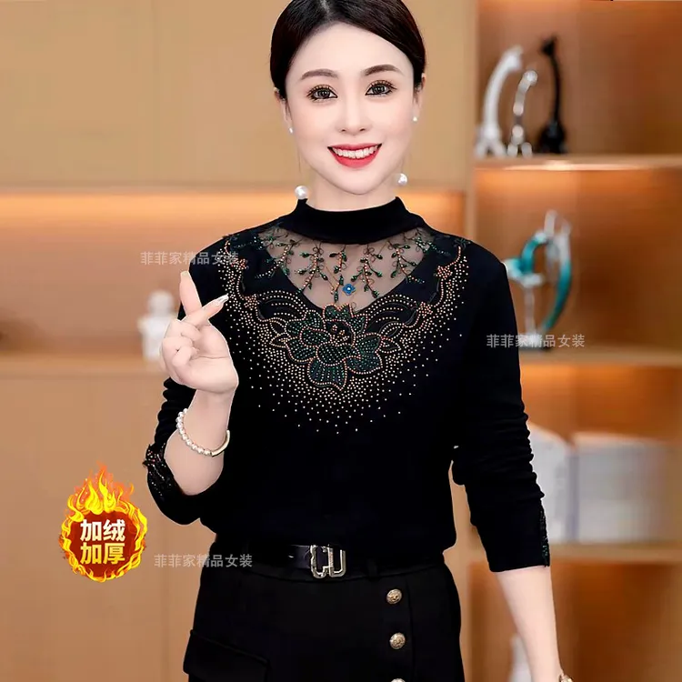 2025秋冬新款时尚洋气特色烫钻蕾丝拼接半高领气质显瘦打底衫