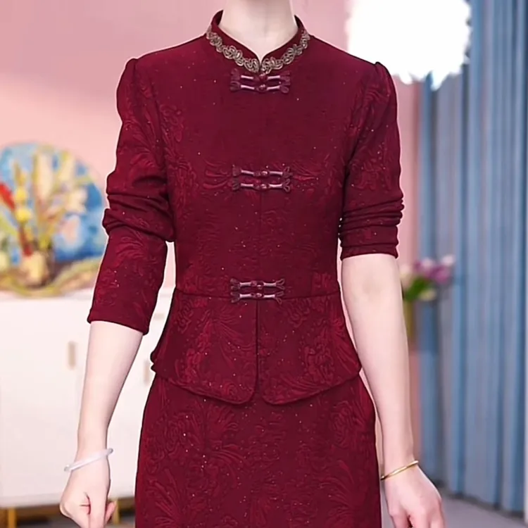 加绒加厚提花精纺面料连衣裙2024冬季新款洋气遮肉显瘦保暖礼服裙