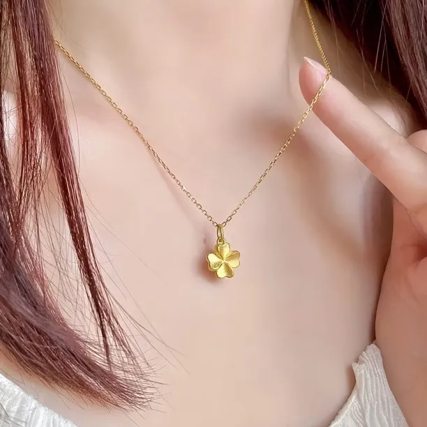 钛钢项链 心动四叶草项链女不掉色轻奢网红通勤时尚花朵锁骨链ins