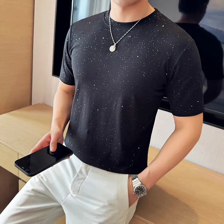 夏季个性百搭时尚撒粉破洞清凉设计圆领弹力t恤修身帅气短袖黑色