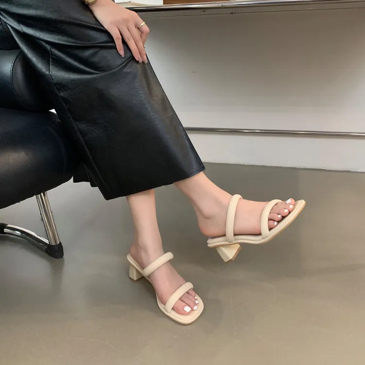 【新人福利】2024新款过季尾货圆头凉鞋细高跟款6039-1