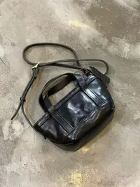 大禾选品.复古手提斜挎百搭休闲包