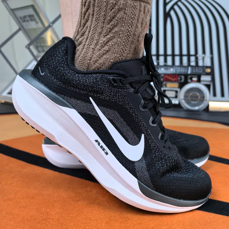 双旦礼NIKE耐克男鞋NIKE AIR WINFLO 11 WIDE跑步鞋FQ8937-001