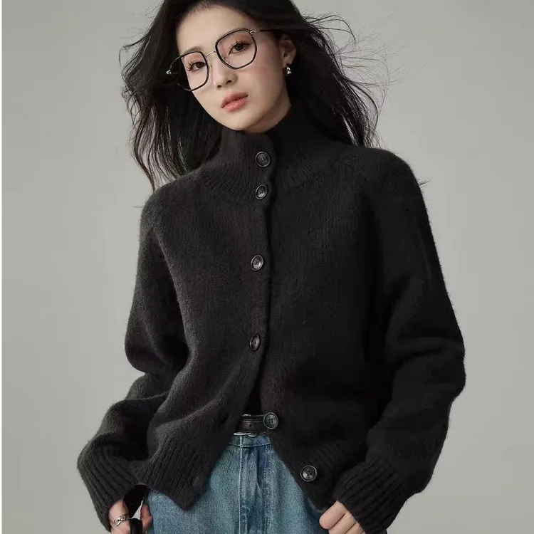 毛衣外套秋冬新款女装立领开衫时尚百搭长袖宽松韩版短款针织衫女