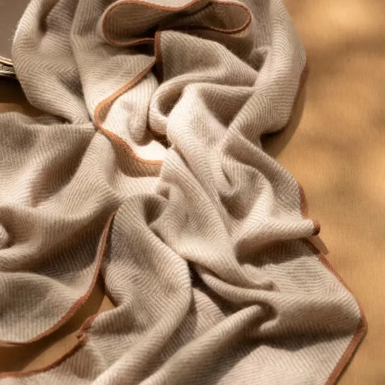 逐梦鸟100%山羊绒人字纹提花秋冬新款围巾保暖披肩男女同款30x190