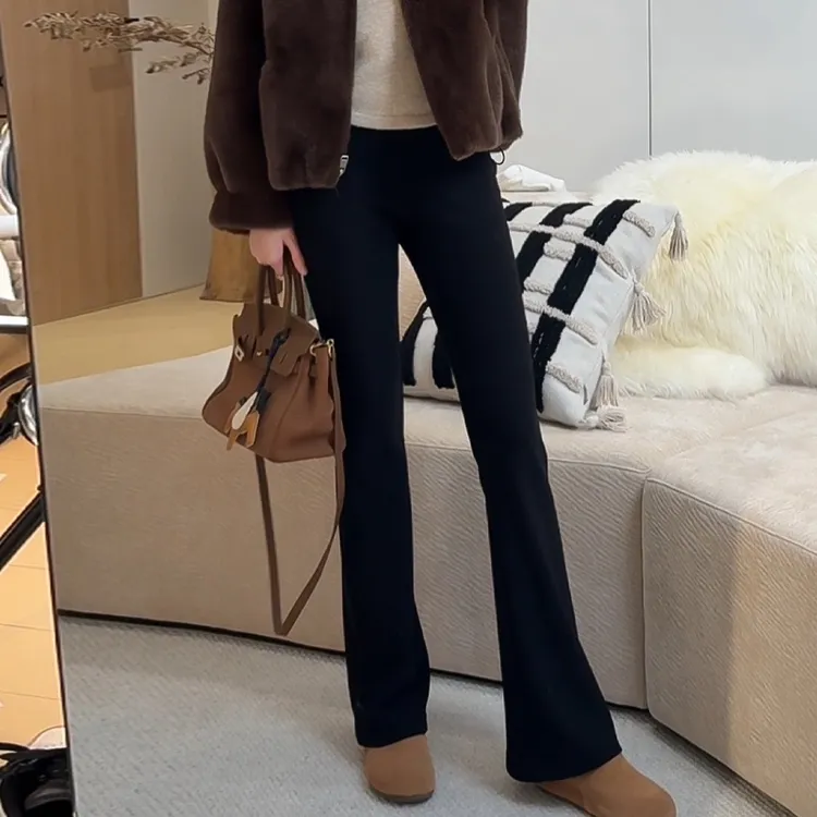 黑色九分喇叭裤女2025秋冬新款高腰显瘦小个子垂感加绒休闲微喇裤