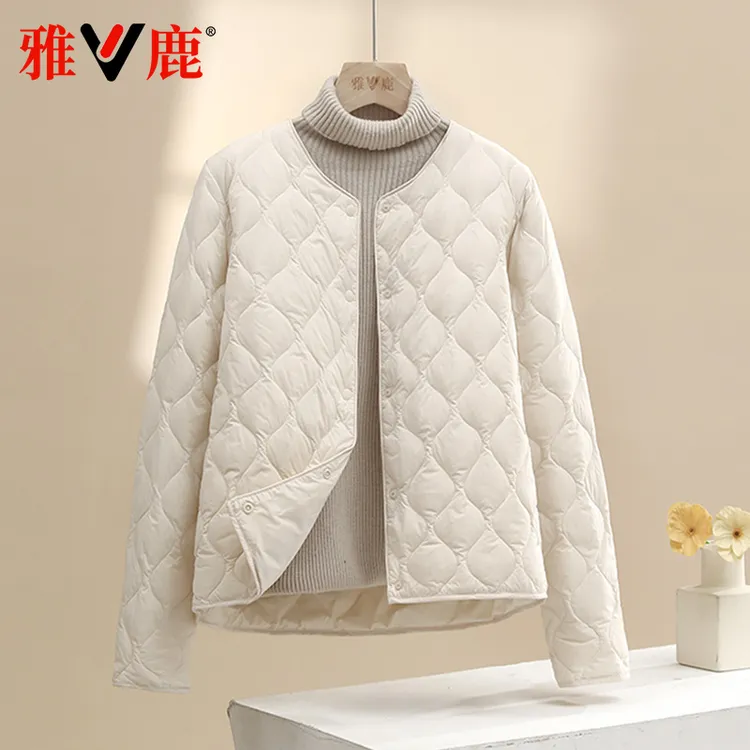 雅鹿2025新款薄款羽绒服女士爆款休闲时尚短款百搭秋冬日系外套暖