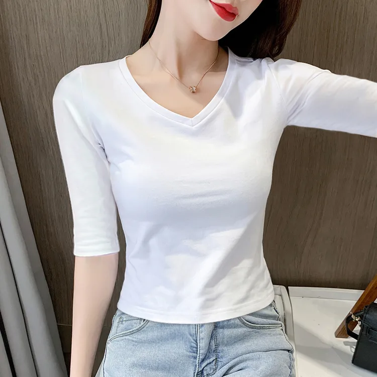 白色中袖t恤女内搭春游出行韩版紧身五分袖打底v领显瘦衣服上衣潮