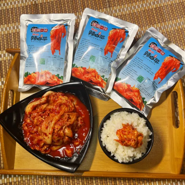 韩式正宗辣白菜泡菜袋装酸辣甜切件韩国下饭小咸菜开胃菜320g