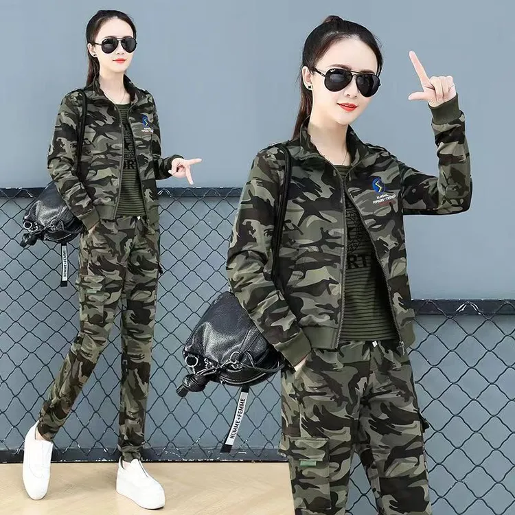 W2025秋冬新款时尚迷彩服套装女洋气宽松显瘦运动服休闲两件套
