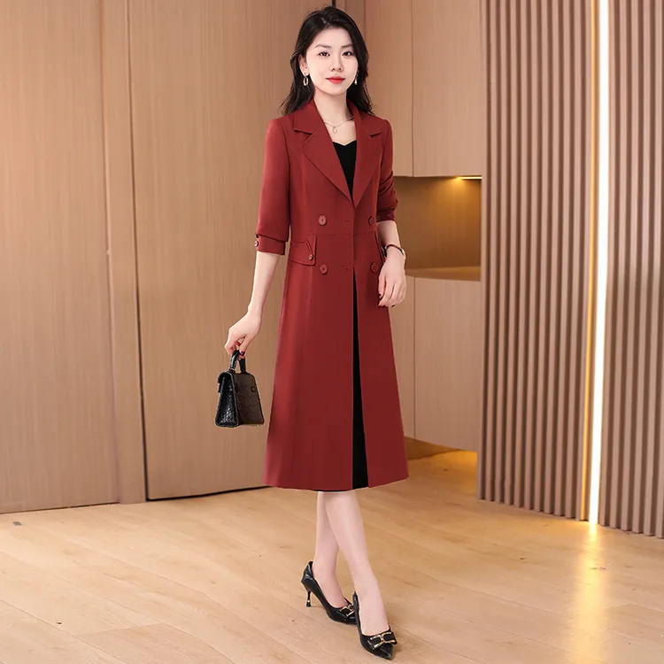 拉夏贝尔杭州意法风衣外套新款春秋高级感中长款红色大衣喜婆婆