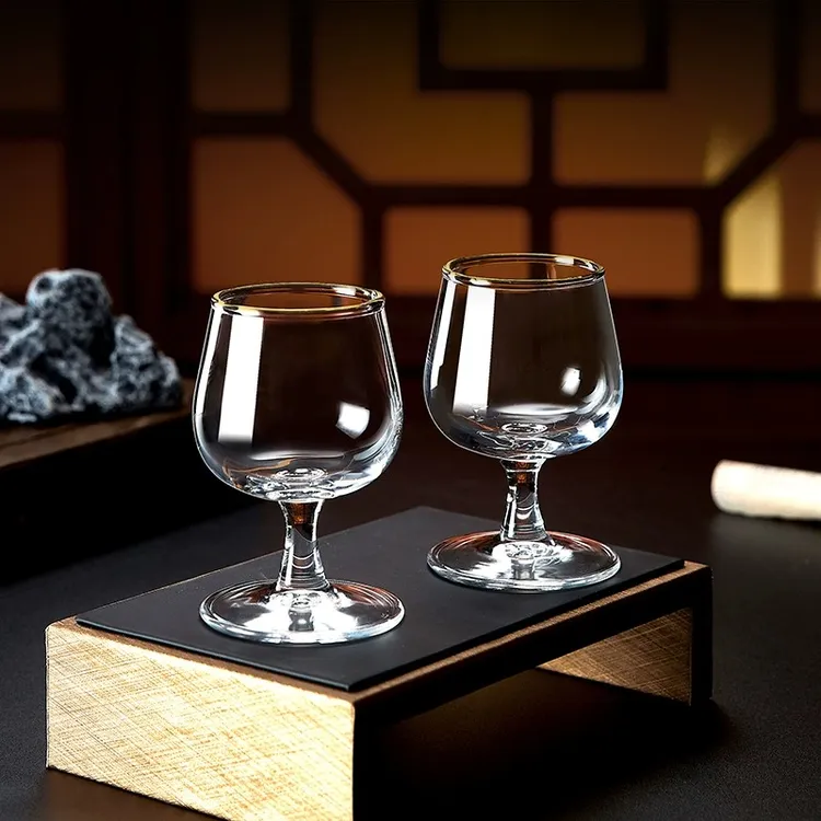 青苹果高脚白酒杯套装仙桃杯2两杯家用玻璃小号白兰地杯红酒洋酒