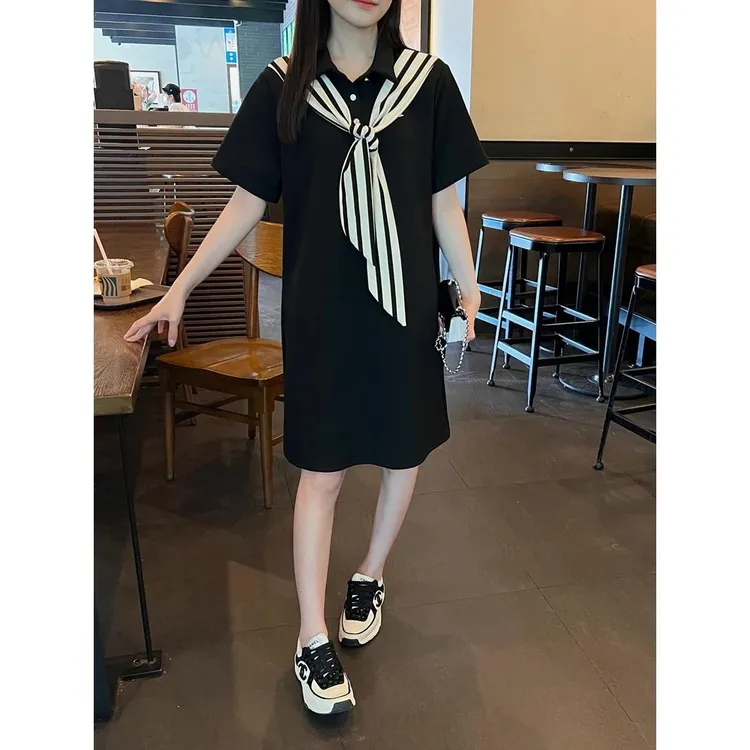 大码中长款黑色显瘦学院风宽松连衣裙