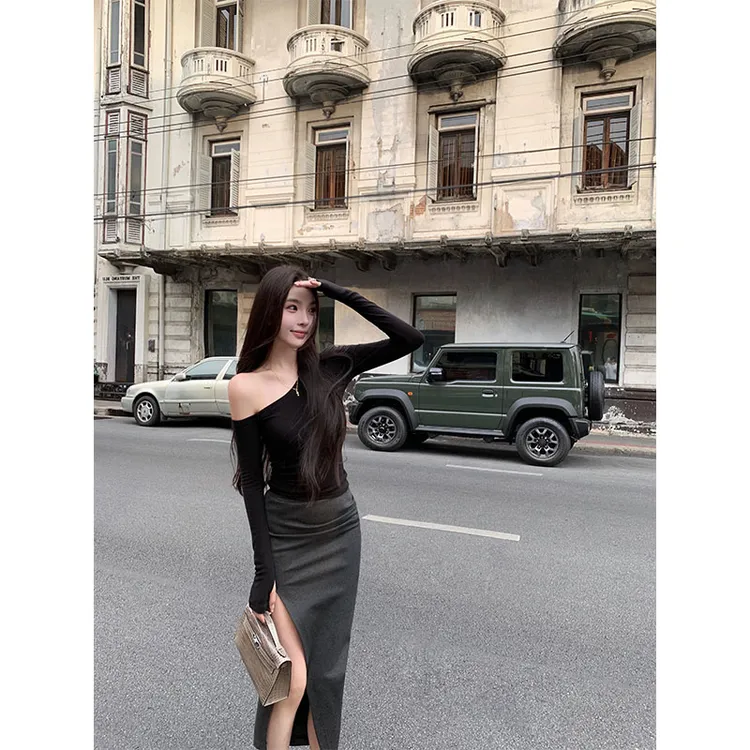 2024秋季新款简约气质斜肩性感辣妹修身长袖T恤上衣开叉包臀长裙