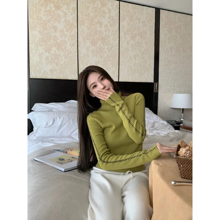 2024冬季辣妹风高领针织衫气质绿色上衣女时尚高腰垂感阔腿套装