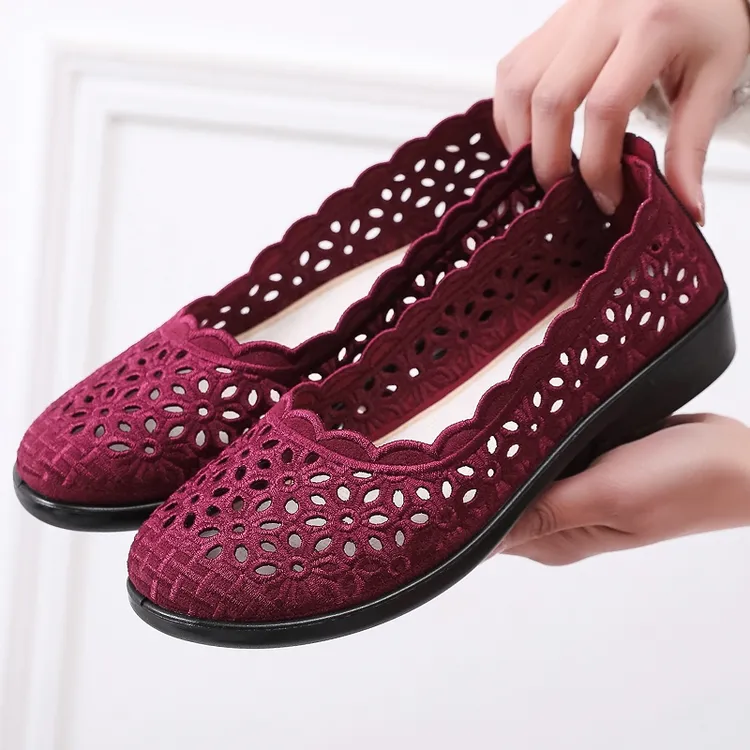 老北京布鞋女网鞋夏季镂空透气凉鞋中老年妈妈休闲浅口洞洞鞋平底