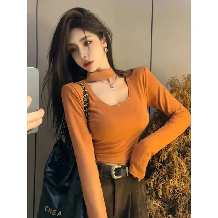 纯欲性感U领长袖上衣女秋季新款修身显瘦辣妹气质短款内搭打底衫