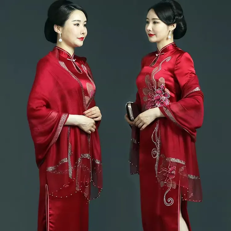 高档春秋喜婆婆真丝丝巾旗袍外搭披肩婚礼妈妈红色长款钉珠围巾女