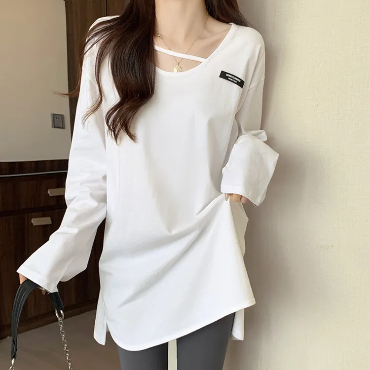 白色打底衫女内搭春秋设计感v领长袖洋气中长款遮臀开叉显瘦上衣