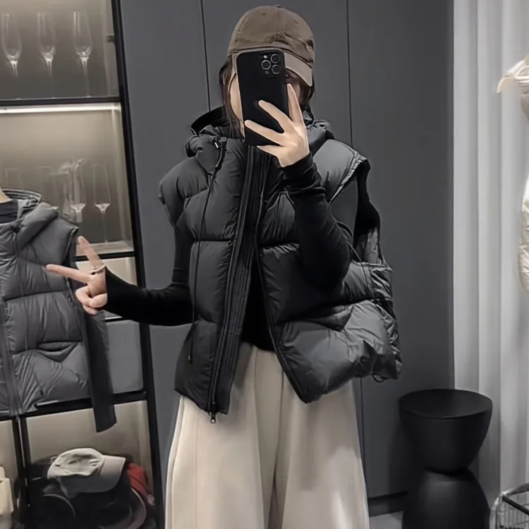 秋冬马甲女短款连帽冬季新款2025宽松网红爆款小个子背心马夹坎肩