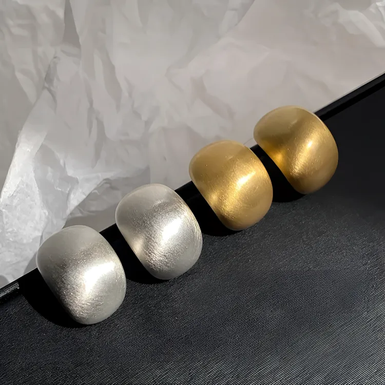 铜合金耳饰 S925银针甜酷金属哑光磨砂拉丝质感豆豆耳环水滴耳钉