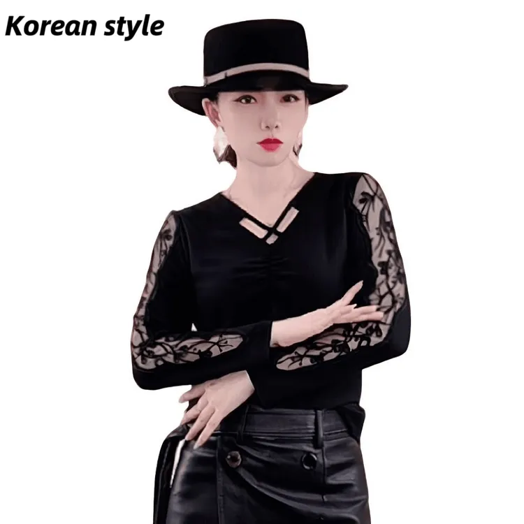 【Korean style】2698秋冬新款高级感镂空气质显瘦时尚洋气百搭上衣