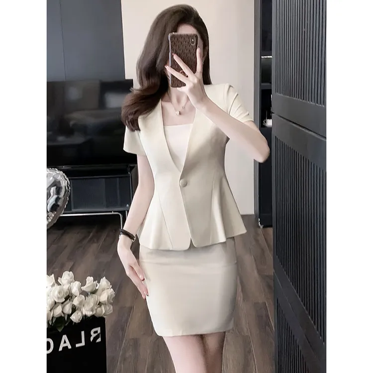 干练气质显瘦西装套装裙女2025新款短袖西服外套高腰半身裙两件套