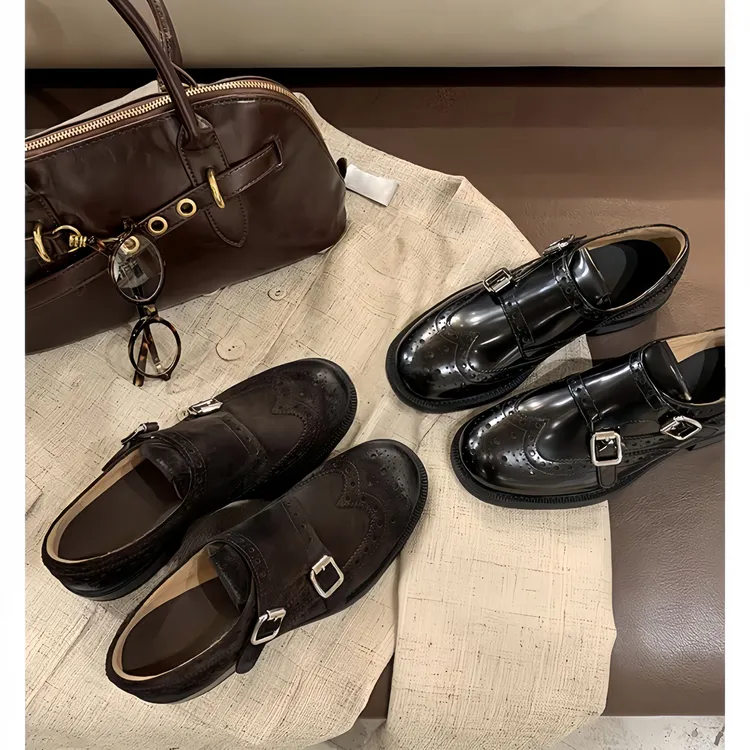 真皮雕花秋冬2025新款爆款粗跟百搭乐福鞋女单鞋小皮鞋英伦风复古