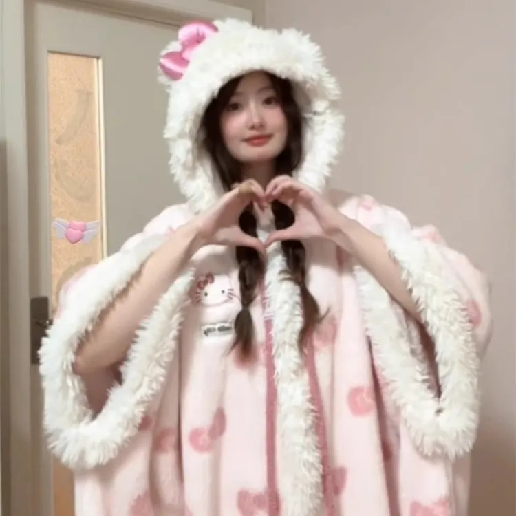 冬季新款睡袍睡衣女凯蒂猫连帽睡裙家居服加厚保暖珊瑚绒