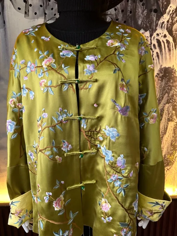 重工刺绣设计风格上衣