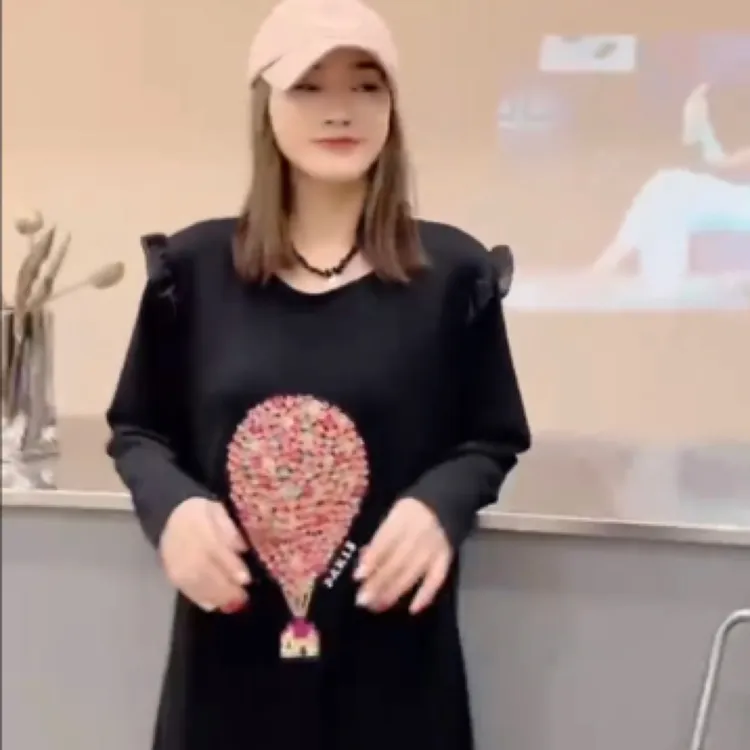 3032新款大码重工刺绣飞飞肩显瘦百搭中长款气质连衣裙