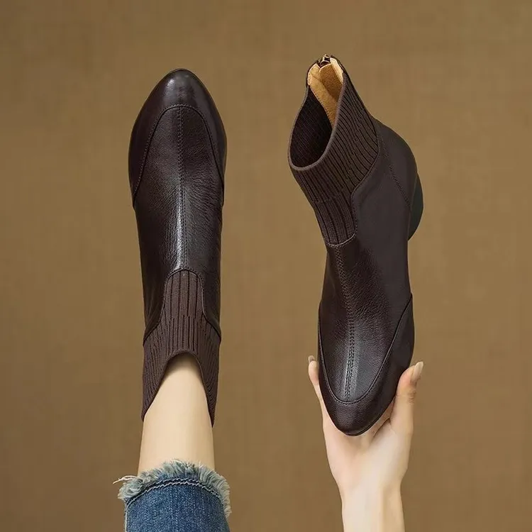 【翘颜品牌】简约切尔西瘦瘦时尚尖头百搭短筒软皮软底中跟短靴5371