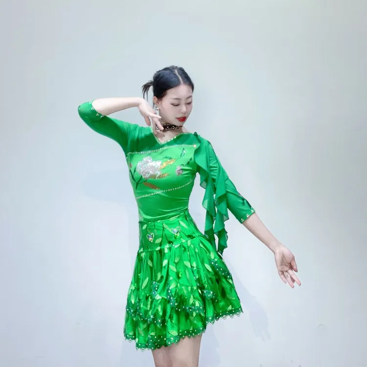 曦姿舞高档水晶棉 彩钻 广场舞 休闲舞 郁金香舞蹈上衣
