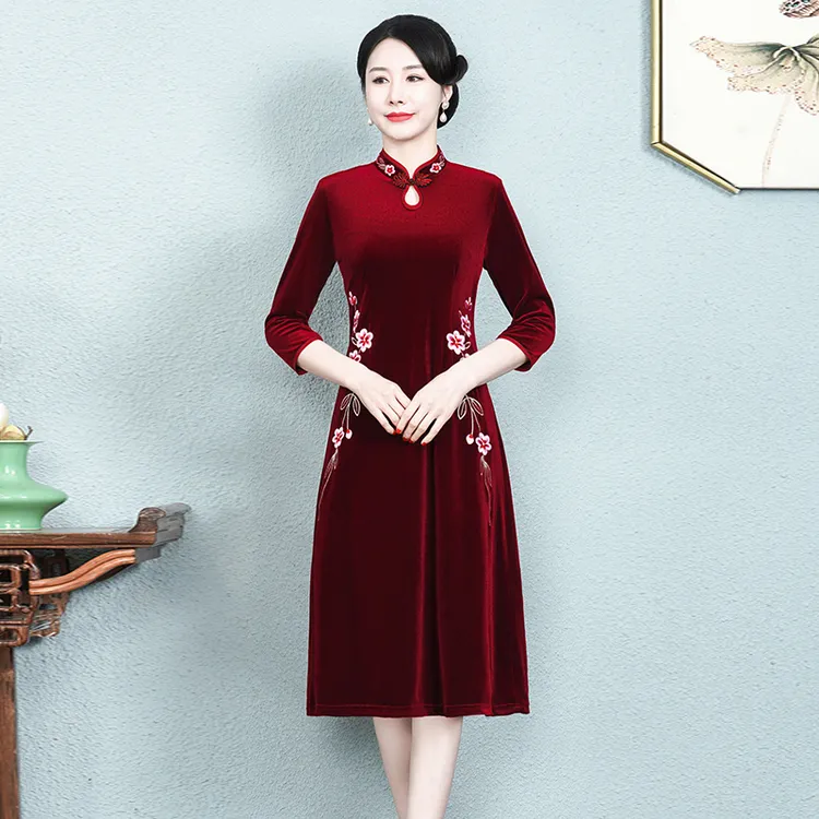 妈妈装春秋夏中长款金丝绒旗袍复古婚礼连衣裙中年女装礼服绣花裙
