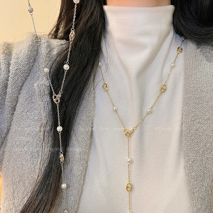 铜合金仿珍珠项链 猪鼻子贝珠长款毛衣链女秋冬轻奢小众配饰8033