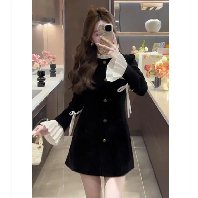 赫本风长袖丝绒连衣裙女气质感收腰a字短裙2025秋季新款丝绒裙子