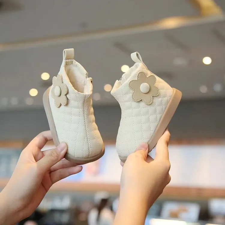 15-25码婴幼儿短靴女宝宝棉靴加绒冬季保暖女童靴子冬款学步皮靴