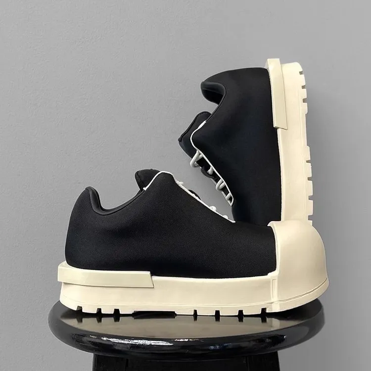 联名款情侣厚底大头鞋男女日系休闲增高米奇板鞋潮复古帆布面包鞋