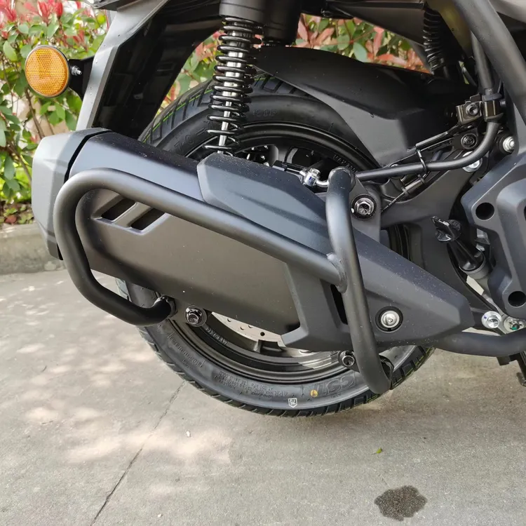 适用于豪爵UHR150/UFR150消声器护杠摩托车改装防摔杠保险杠